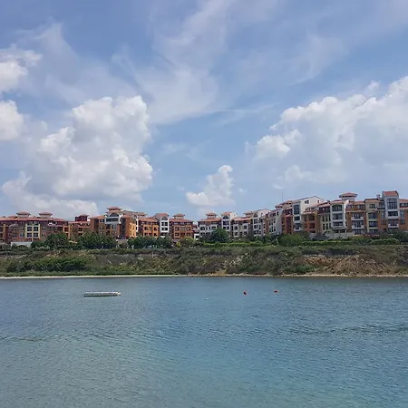 Marina Cape Vacation Complex 4*