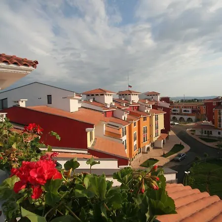 アパートホテル Marina Cape Vacation Complex