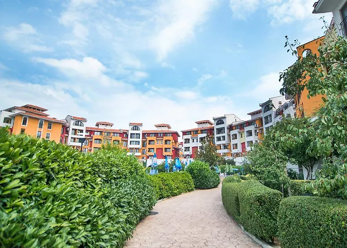 Marina Cape Vacation Complex Apartahotel 4*