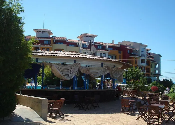 Marina Cape Vacation Complex Apartahotel 4*